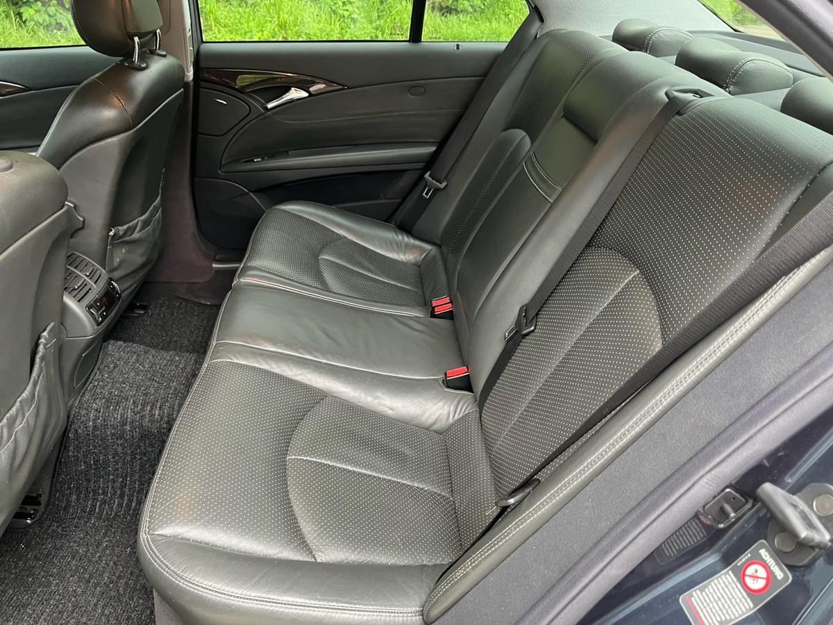 2002 Mercedes-Benz E240 (W211)