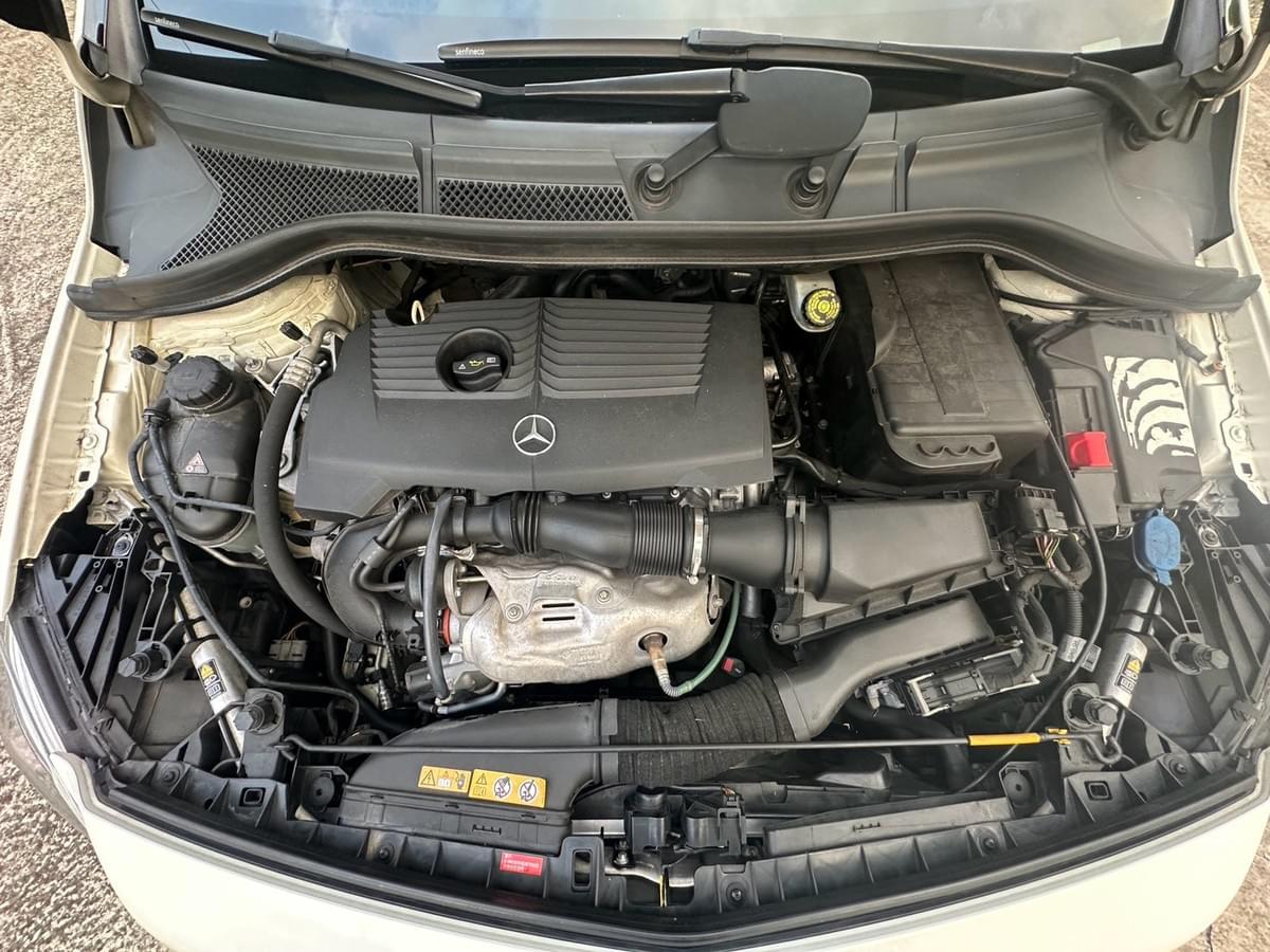 2014 Mercedes-Benz B200 BlueEFFICIENCY (W246)