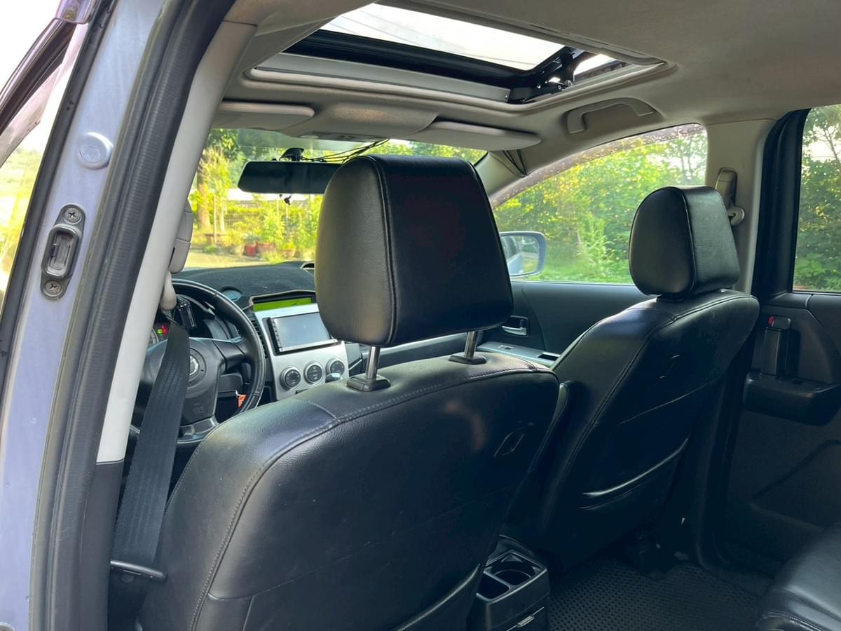 2006 MAZDA 5