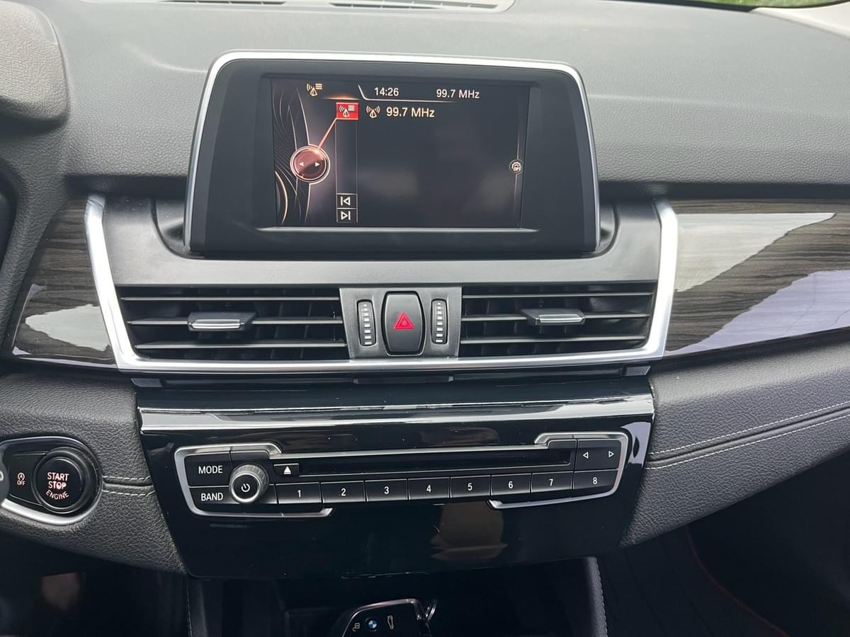2015 BMW 218d Gran Tourer (F46)