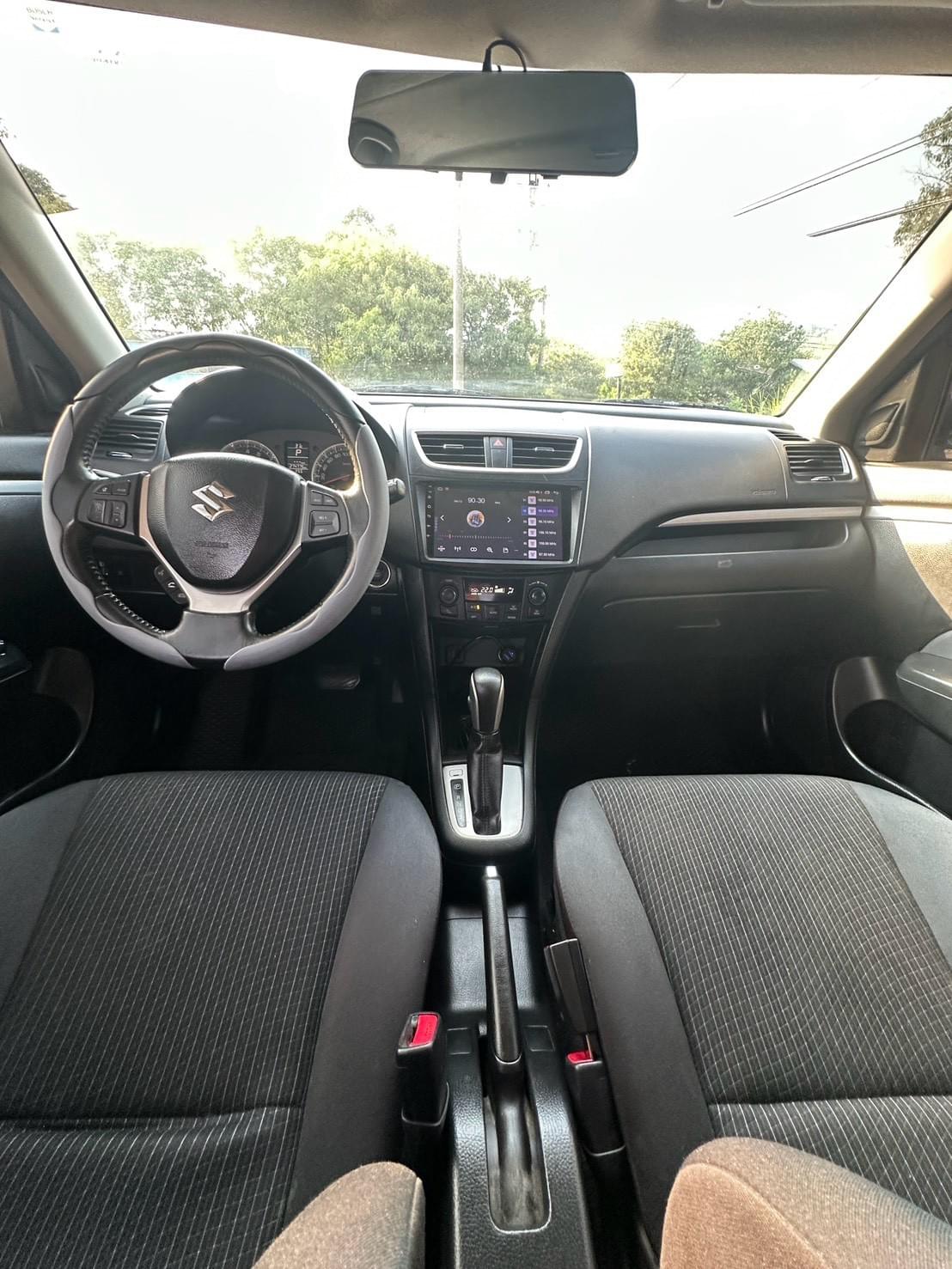 2015 SUZUKI Swift GLX