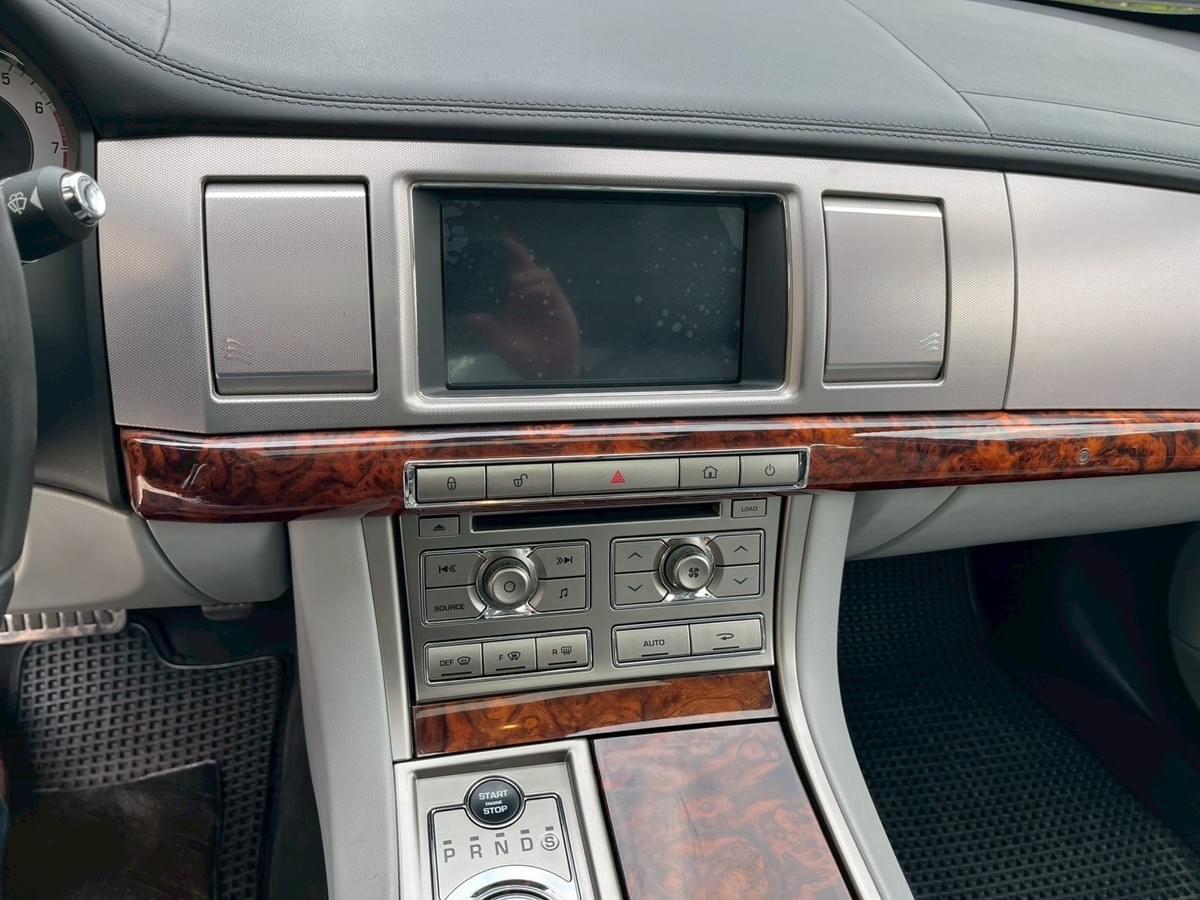 2008 JAGUAR XF 3.0 V6