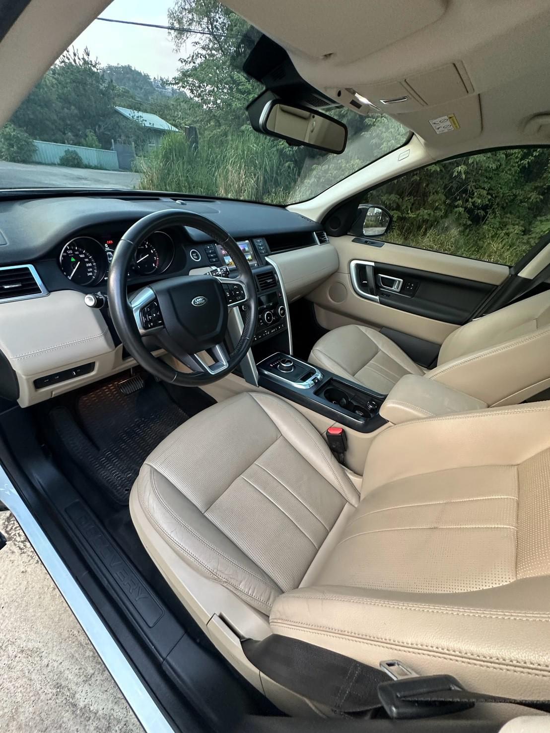 2019式 Land Rover Discovery Sport 2.0 Si4 HSE
