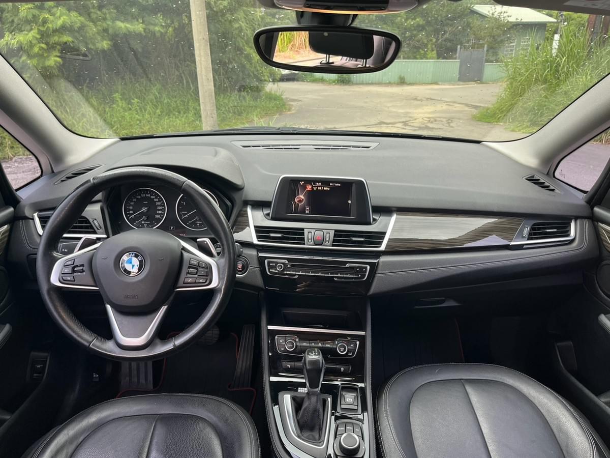 2015 BMW 218d Gran Tourer (F46)