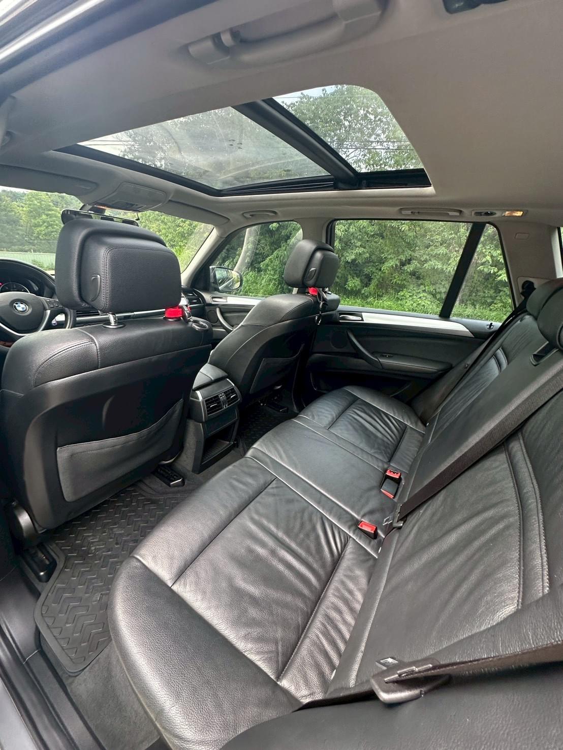 2012式 BMW X5 xDrive30d (E70)