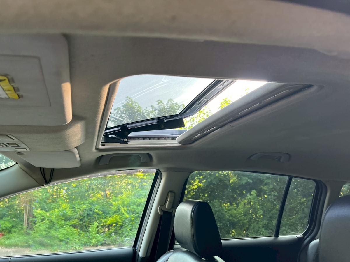 2006 MAZDA 5
