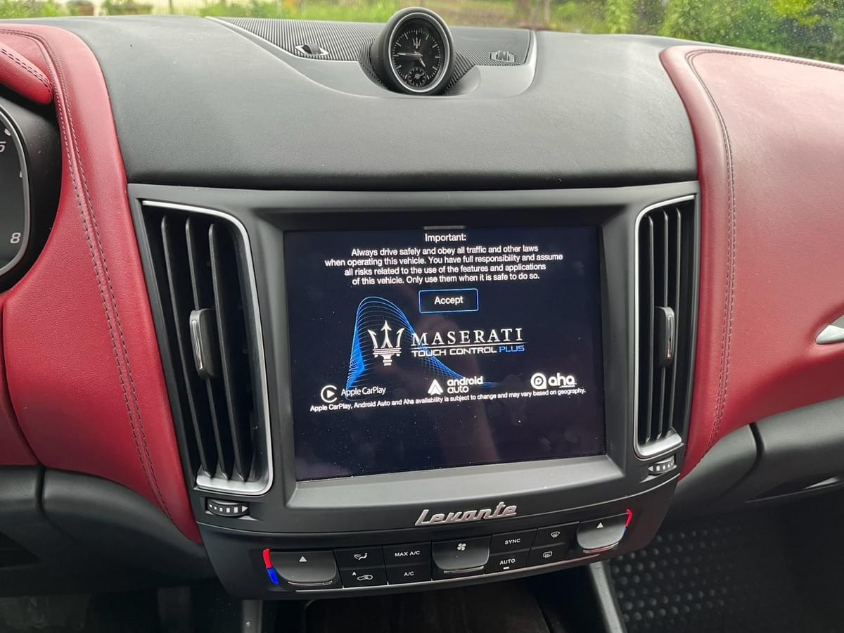 2017式 Maserati Levante S