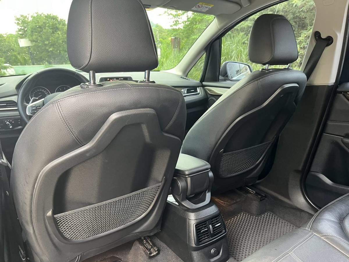 2015 BMW 218d Gran Tourer (F46)