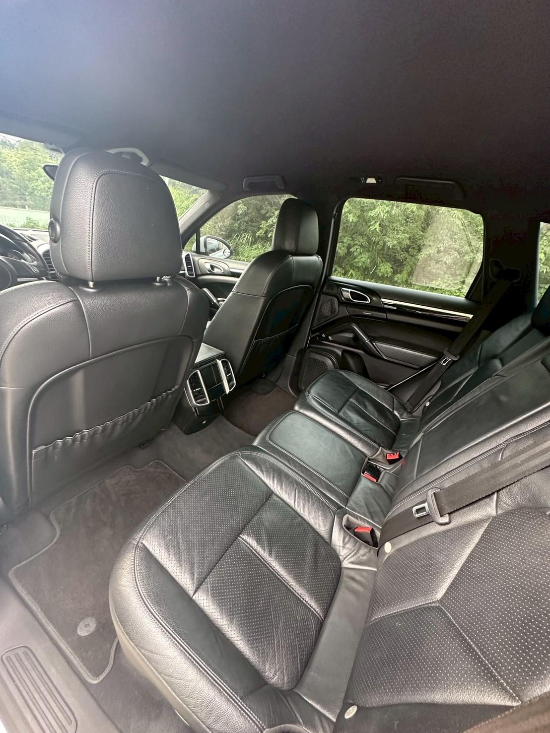 2014式 Porsche Cayenne Diesel (958.1)