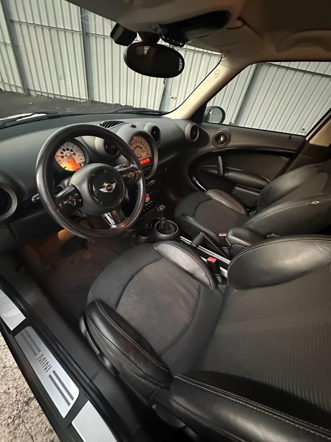 2012式 MINI Countryman Cooper