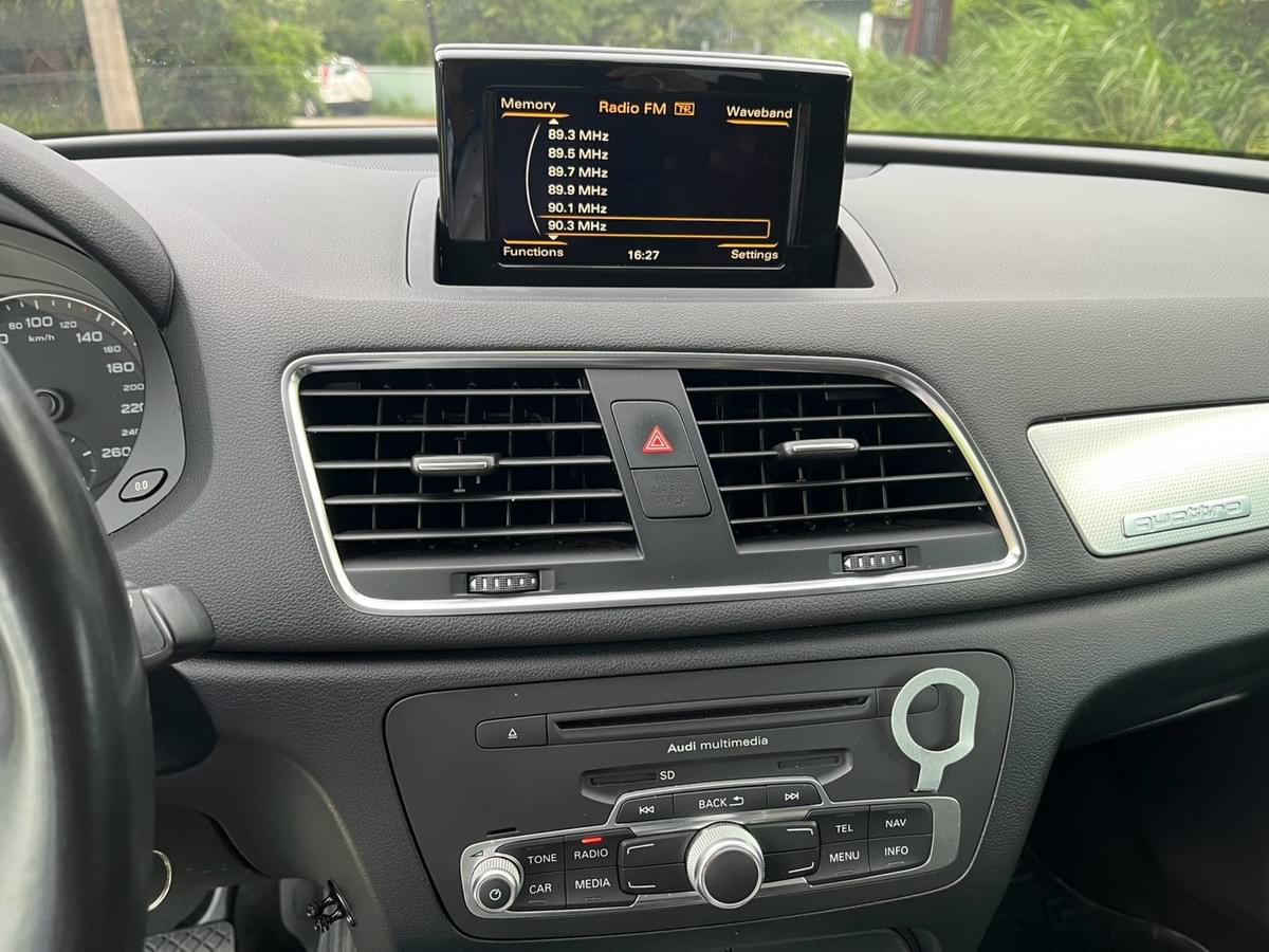 2012 Audi Q3 2.0 TFSI (8U)