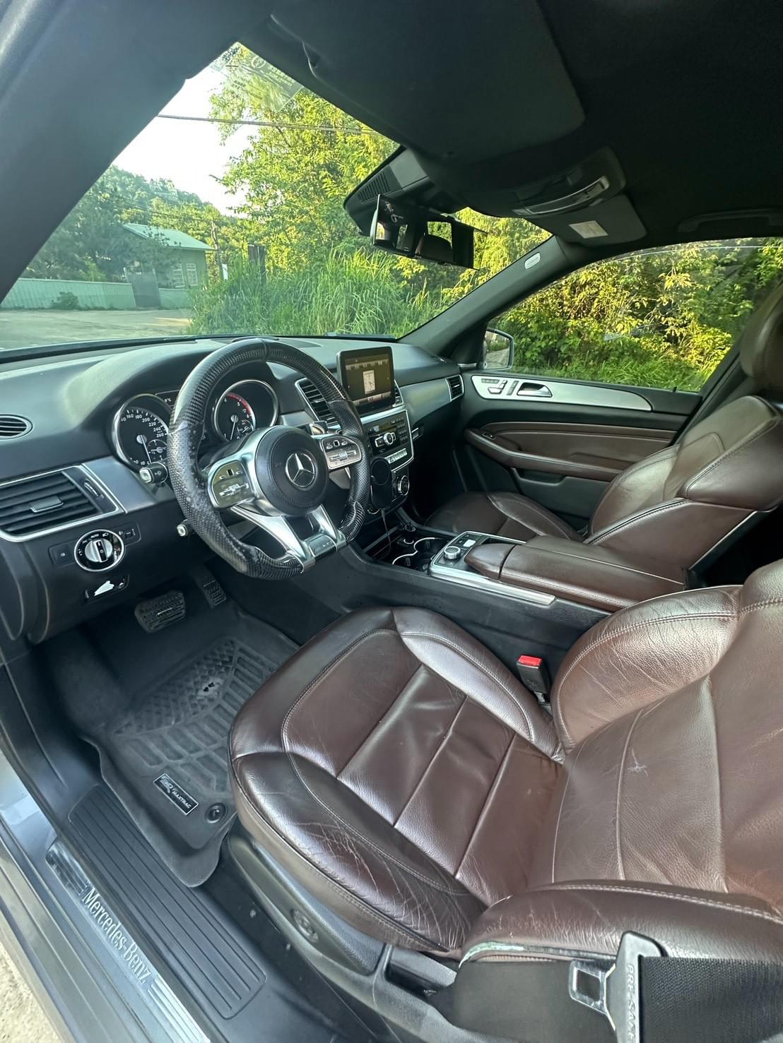 2013式 Mercedes-Benz ML350 BlueTEC 4MATIC (W166)