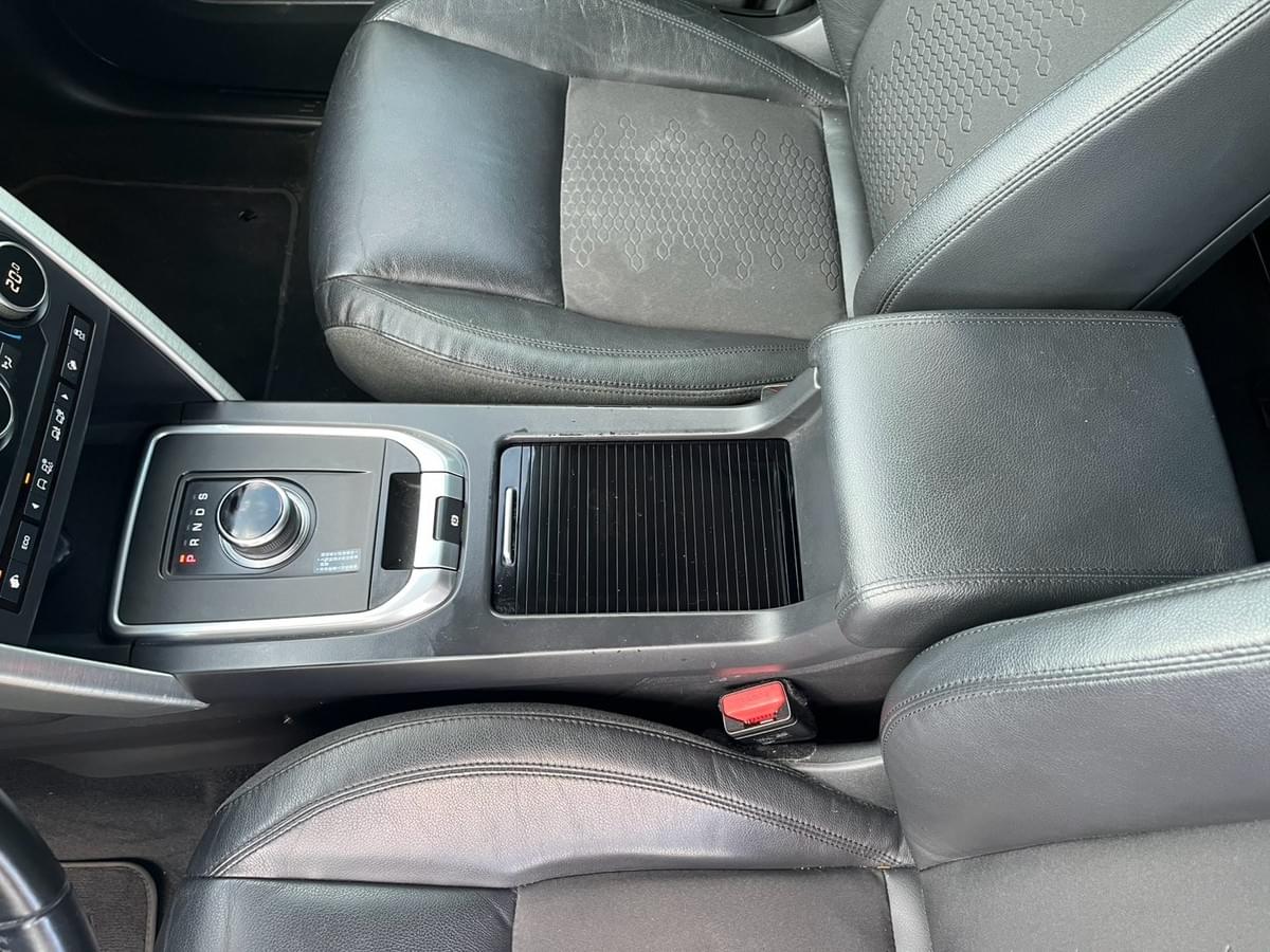 2017式 Land Rover Discovery Sport Si4