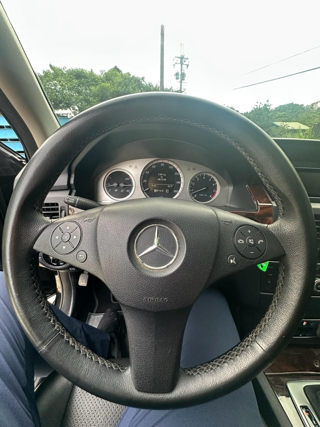 2010式 Mercedes-Benz GLK350 4MATIC (X204)