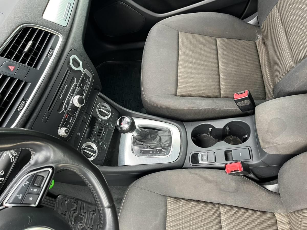2012 Audi Q3 2.0 TFSI (8U)