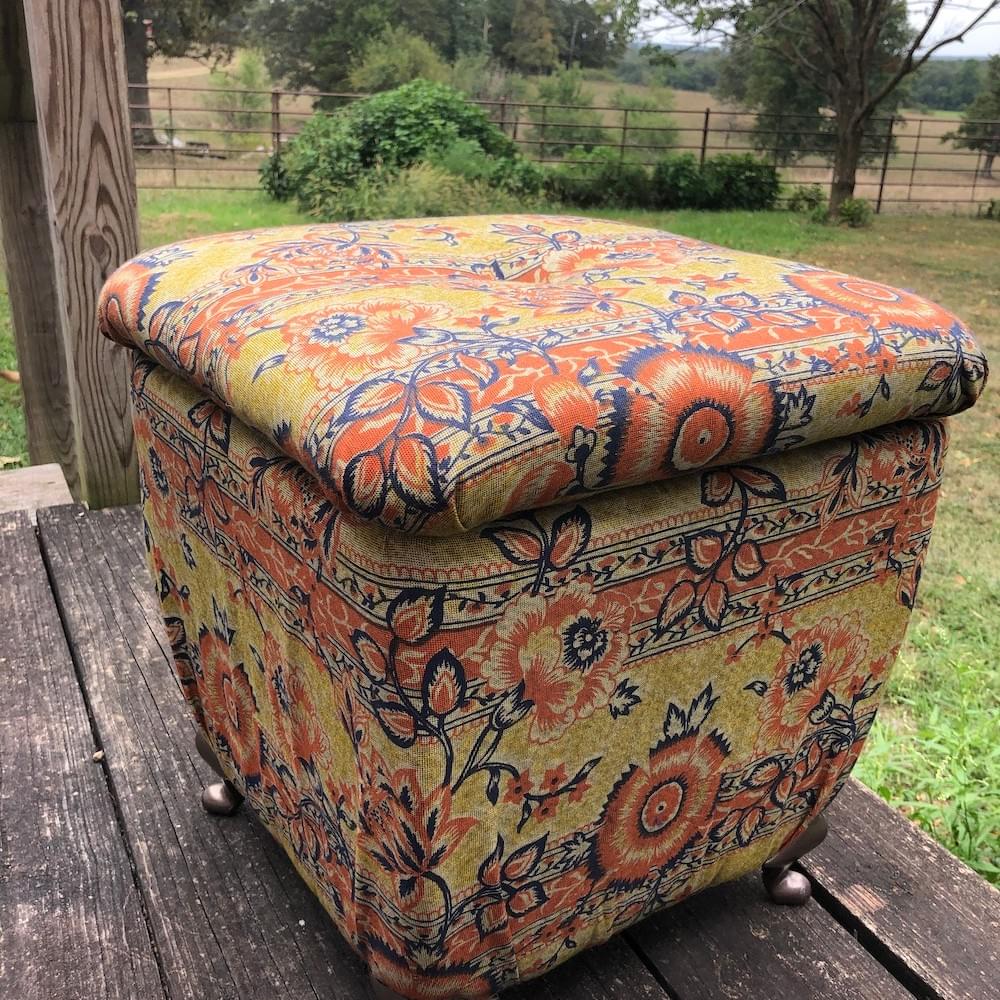 storage ottoman