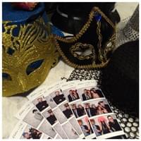 Doskonała pamiątka dla Waszych gości. Fotobudkowe zdjęcia...