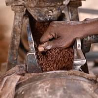 Electric mill grinding