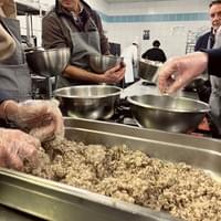 Team buliding fabrication et cuisine du miso, condiment japonais