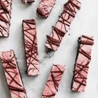 Cherry Cheesecake Bars