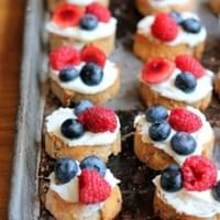 Berry Crostini