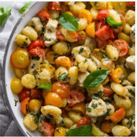 Caprese Chicken w. Gnocchi