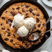 Chocolate Chip Cookie