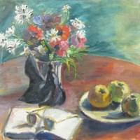 Livre, fleurs et fruits