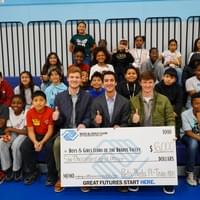 Hadi Suheil helping kids