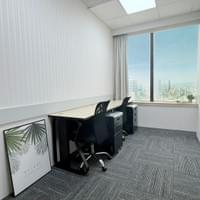 高雄思博客辦公室民生七館2-6人辦公室內部照片