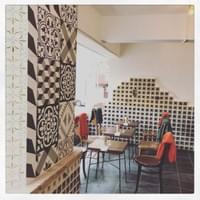 ＡＷＪ　カフェ内装壁