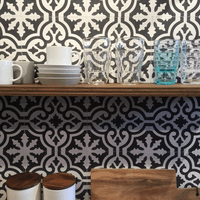 ライズワンショールームの造作の棚