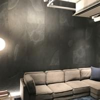 フランネルソファ大阪支店SHOWROOM　内装壁