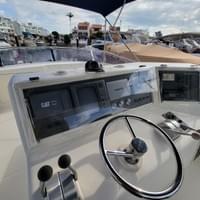  駕駛艙儀器檢查和維修