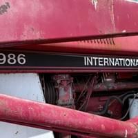 Cash IH 986 Tractor w Loader - can pick up 2 6x6 bales of hay 