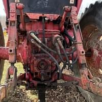 Cash IH 986 Tractor w Loader - can pick up 2 6x6 bales of hay 