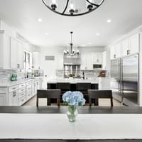 Kitchen/Dining after
