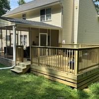 Home in Roanoke w/porch/deck