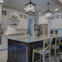 Renovated Kitchen w/New Island