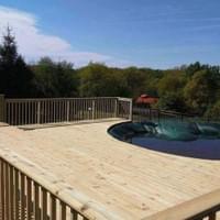 Half Radius Deck for Pool