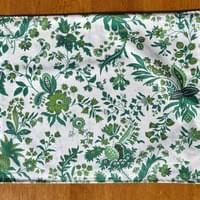 Versailles Green/White