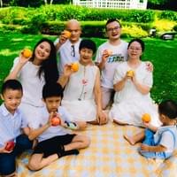 Family Picnic Botanic Garden