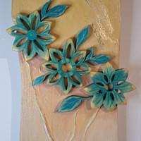 Eclosion dorée 120 €