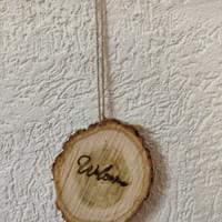 Dimensions: d7-11 T- 2 cm.