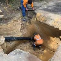Install the PE pipe