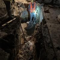 Night-time excavation drainage works under traffic management on Ti Rakau Drive, Pakuranga, stormwater&wasterwate instal