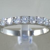 Ref : 4053
