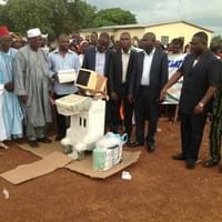 Don d'appareil échographique au Centre Médico Social de Kabou 2018 (TOGO)