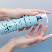 Mannequin mains cosmétique