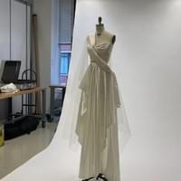 Airy dress